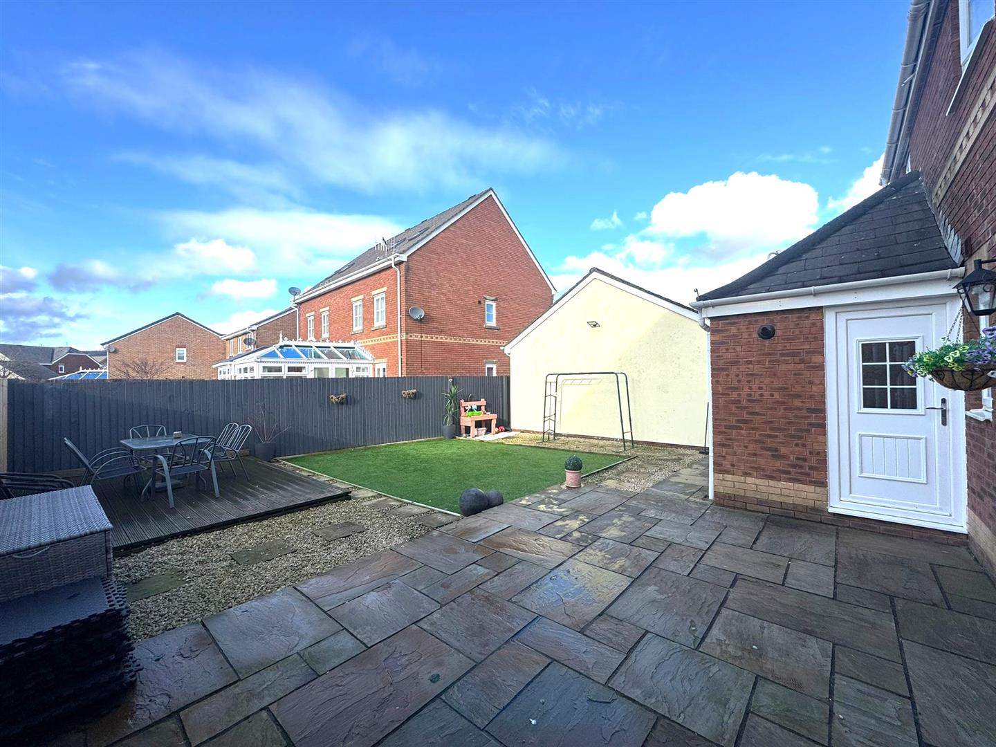 Ger Y Nant, Birchgrove, Swansea, SA7 0HD